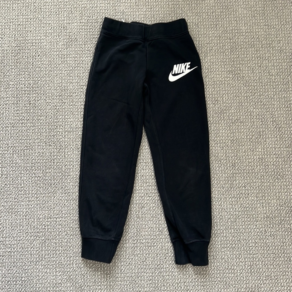Girls Nike Bottoms Bundle - Picture 2 of 13
